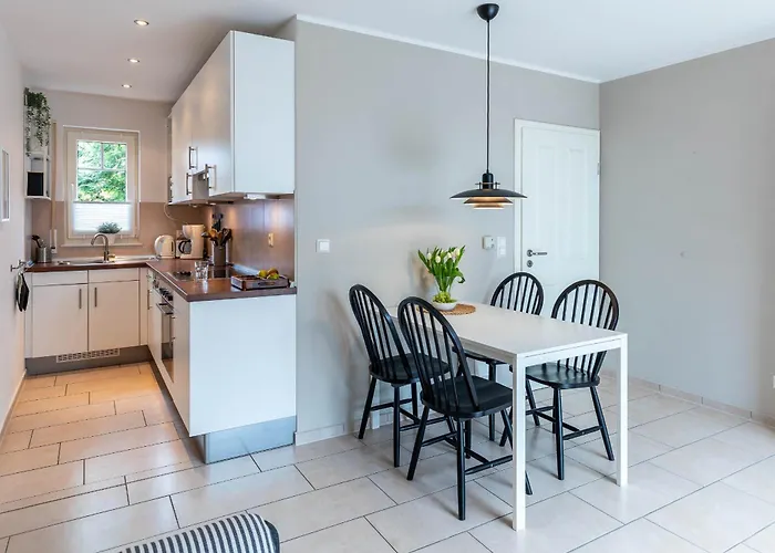 Duenenhaeuser Haus 4 &quottil Stranden&quot *